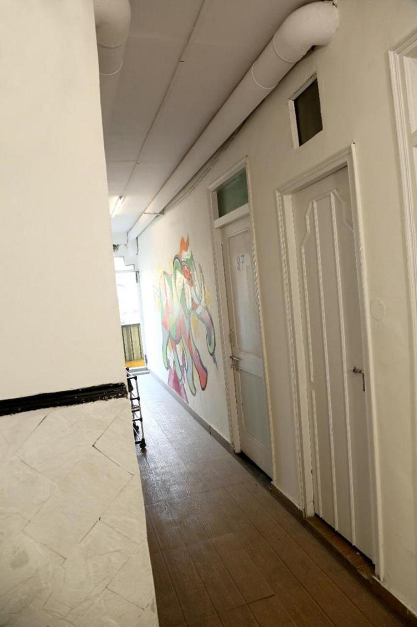 Bunk Hostel Delhi Best Backpacking Accommodation New Delhi Bagian luar foto